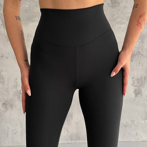 لگ زنانه OYSHO رنگ مشکی سایز XL